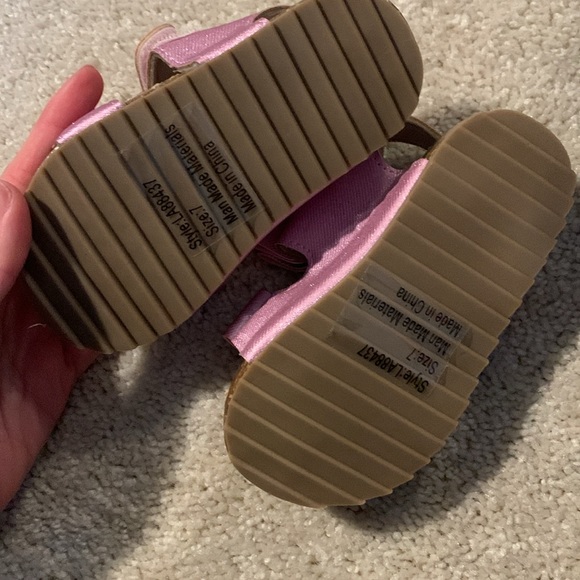 Laura Ashley girls sparkling pink sandals size 7 - Picture 2 of 2